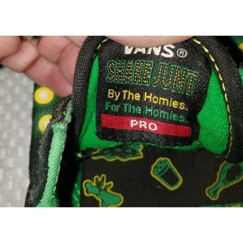 Vans Shake Junt Old Skool Mens Low‎ Top Sneakers Shoes Size 8.5 Black Green